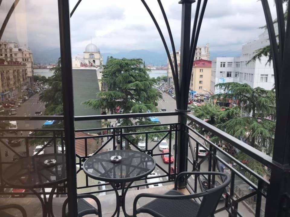 Hotel Light Palace Batumi Exteriér fotografie